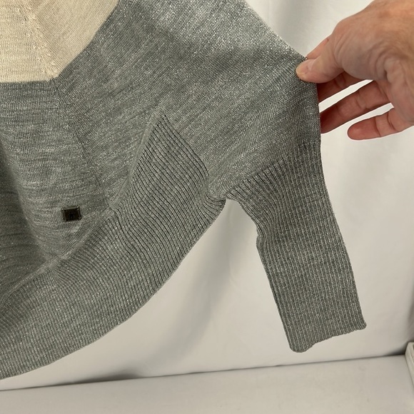 Smartwool Nokoni Colorblock poncho/sweater cowl neck in Natural & Silver size S - Picture 12 of 13